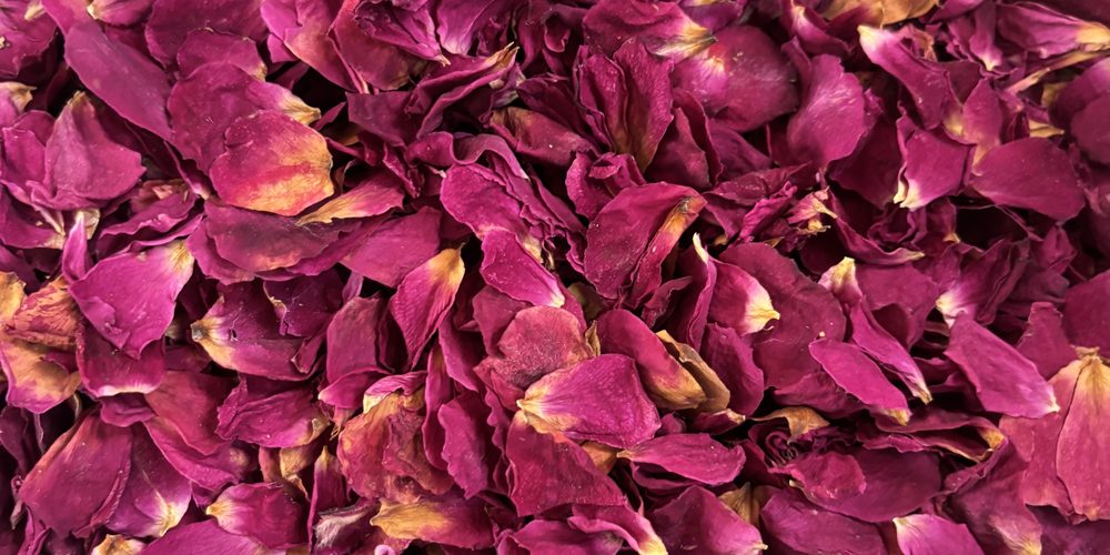 Dried rose petal confetti