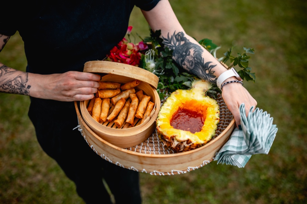 Canapés carried out to the lawn